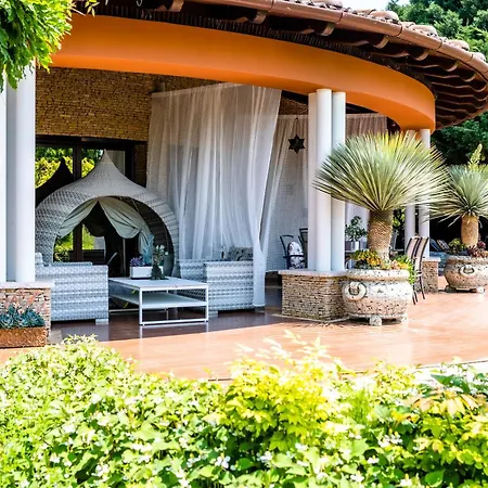 Irina Апартаменты Палознак